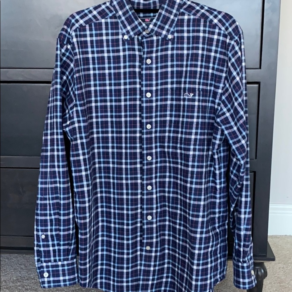 Men’s Vinyard Vines plaid flannel shirt